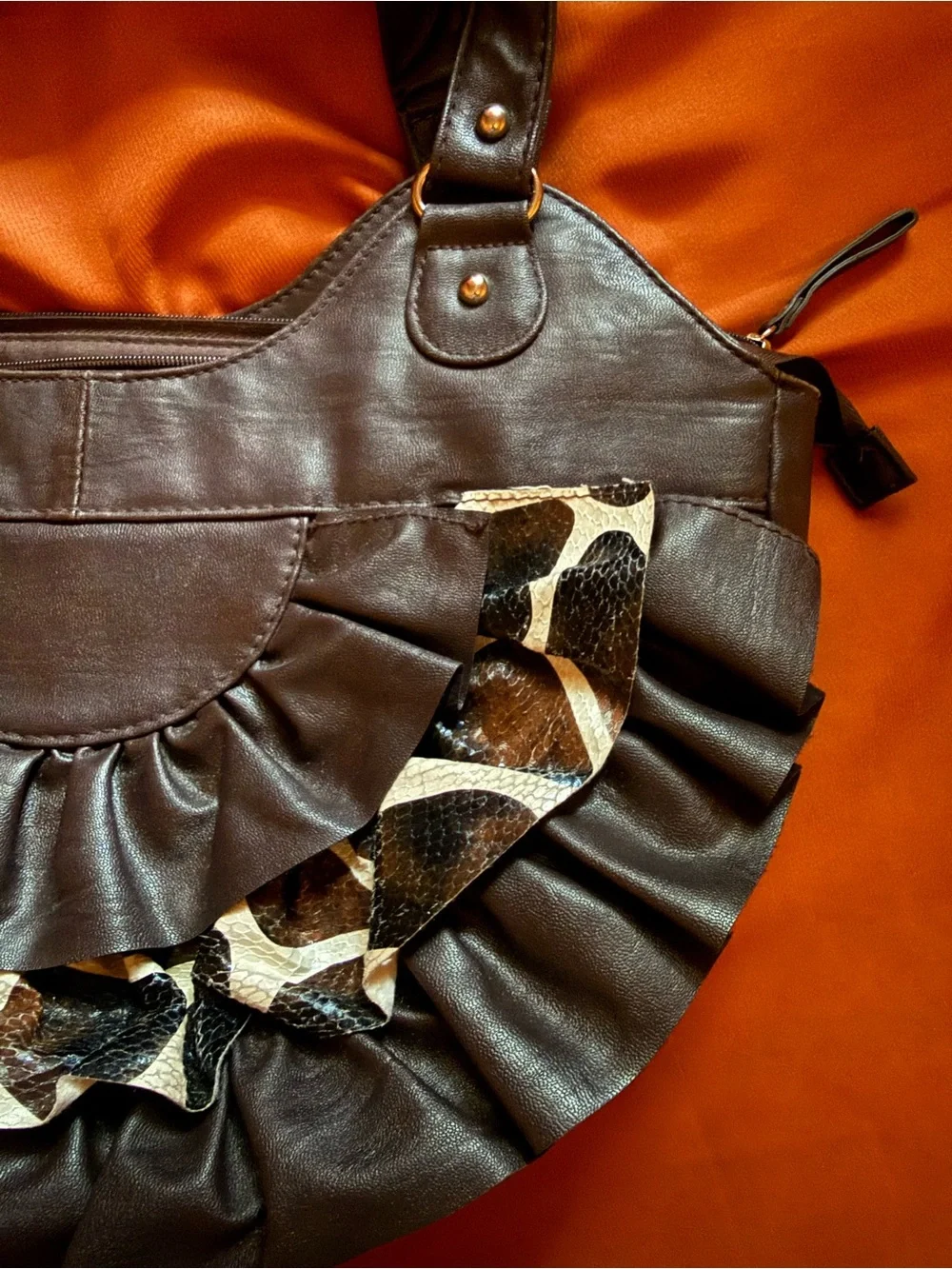 Gal vintage 00s